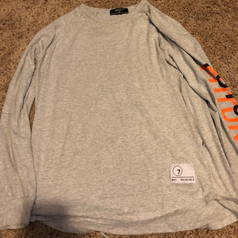 Men’s forever 21 shirt
